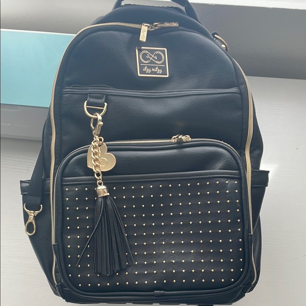 EUC Itzy Ritzy Chelsea Boss Plus